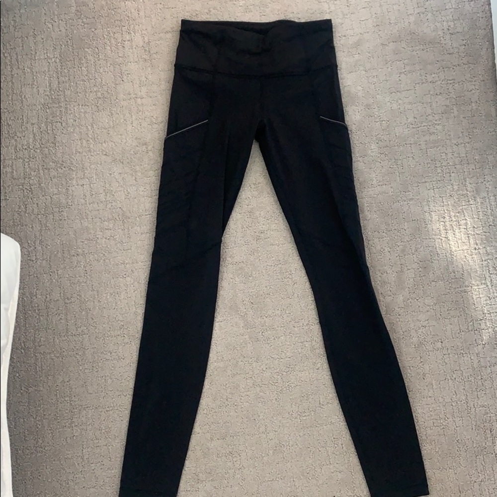 Lululemon black leggings